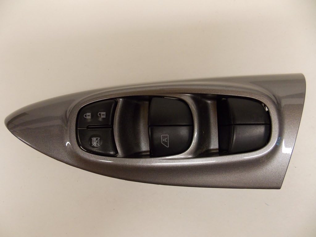 1114 Nissan Juke silver Master Power Window Switch