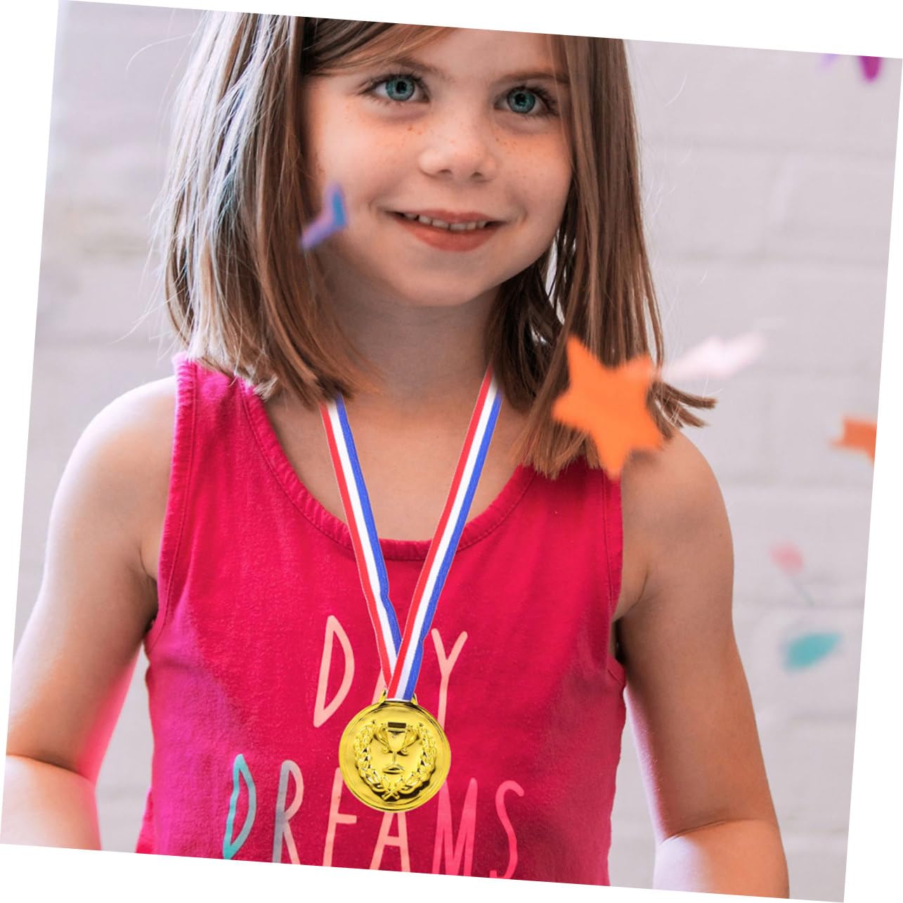 UKCOCO Medallas De Competición Doradas para Niños 50 Piezas Electrochapadas Duraderas Medalla De Fútbol y Baloncesto Premios para Eventos Deportivos y Fiestas Infantiles