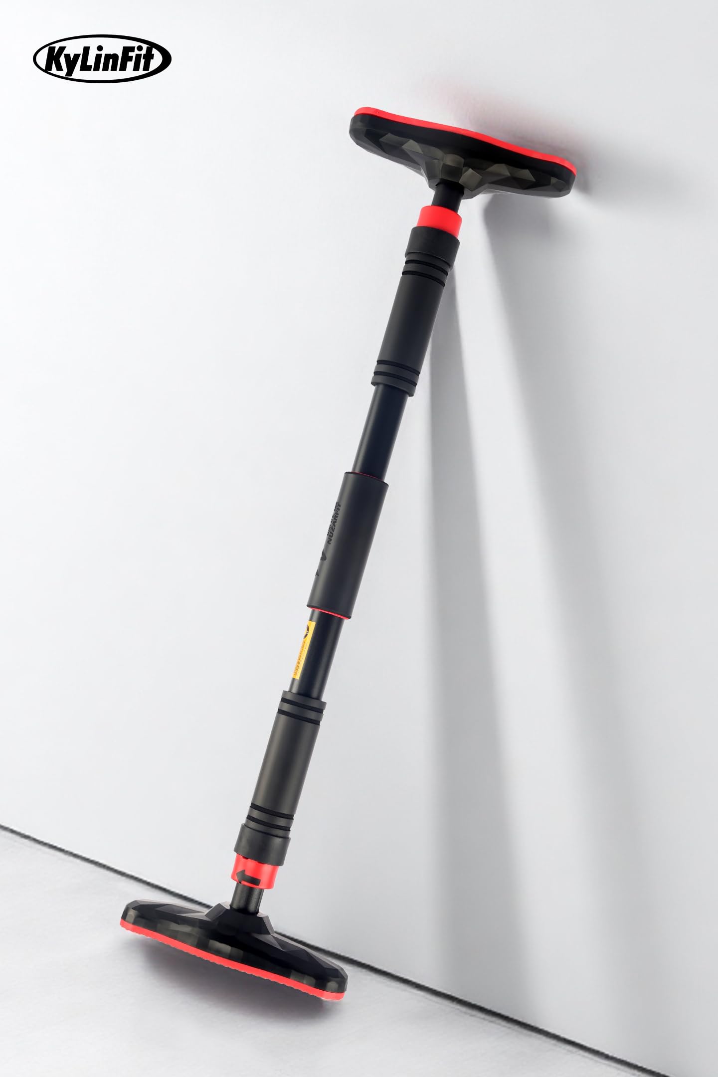 Barre de traction professionnelle pour la maison | Charge maximale de 180 kg, réglage rapide (65-100 cm) | Sécuritaire sans perçage grâce au système à crémaillère et au rembourrage en PVC