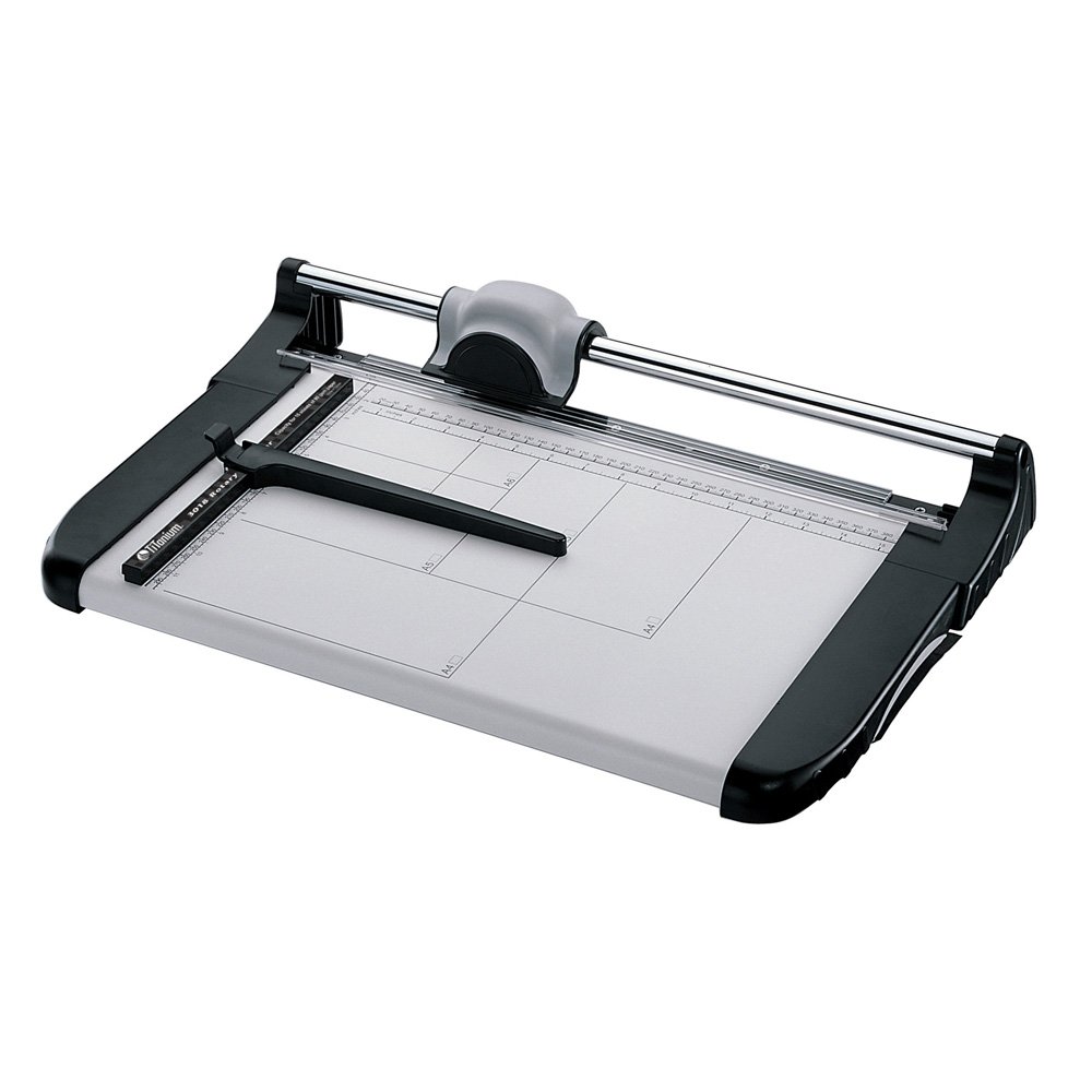 Titanium 68556 Taglierina a Lama Rotante, A4