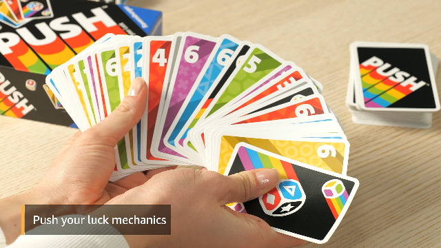 Devir Autumn Kartenspiel – Für 1–2 Spieler, Ab 8 Jahren, Spielzeit 10 Minuten, Mehrheiten-Mechanik