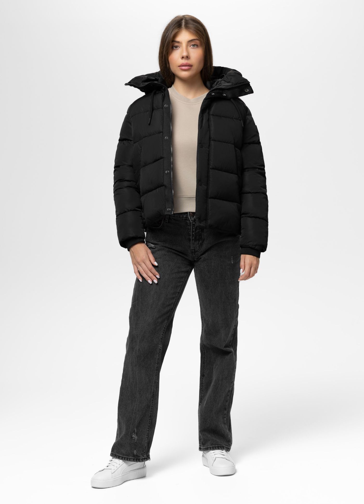 PITBULL Damen Winterjacke AMALIA – Wattierte Steppjacke mit Kapuze, warm gefüttert, winddicht, wasserabweisend, modische Winterbekleidung