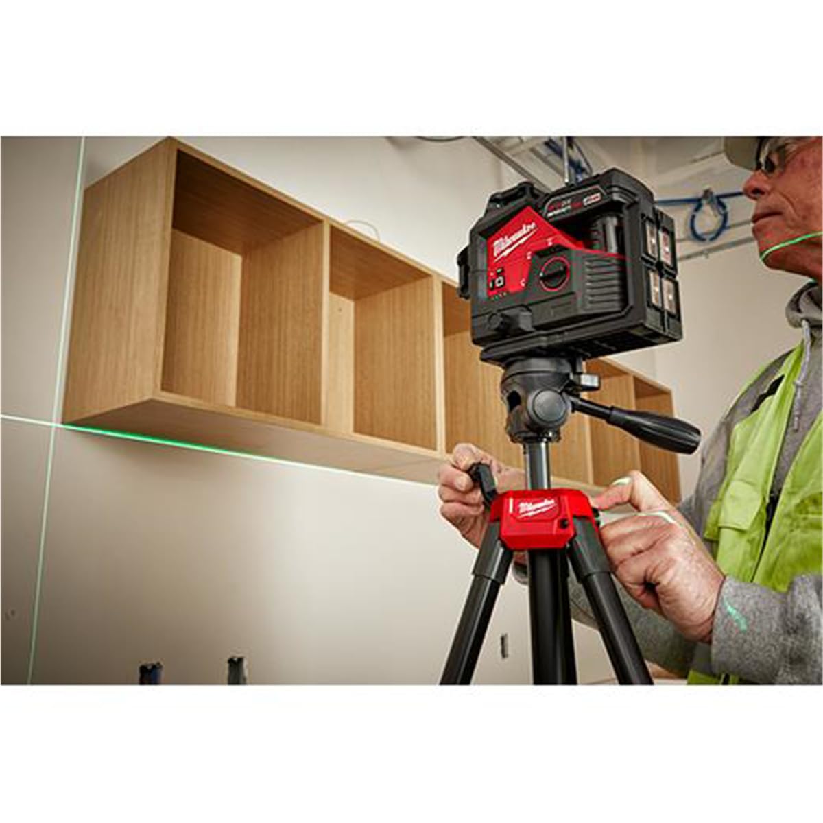 Milwaukee 48-35-1411 Trípode láser de 72 pulgadas