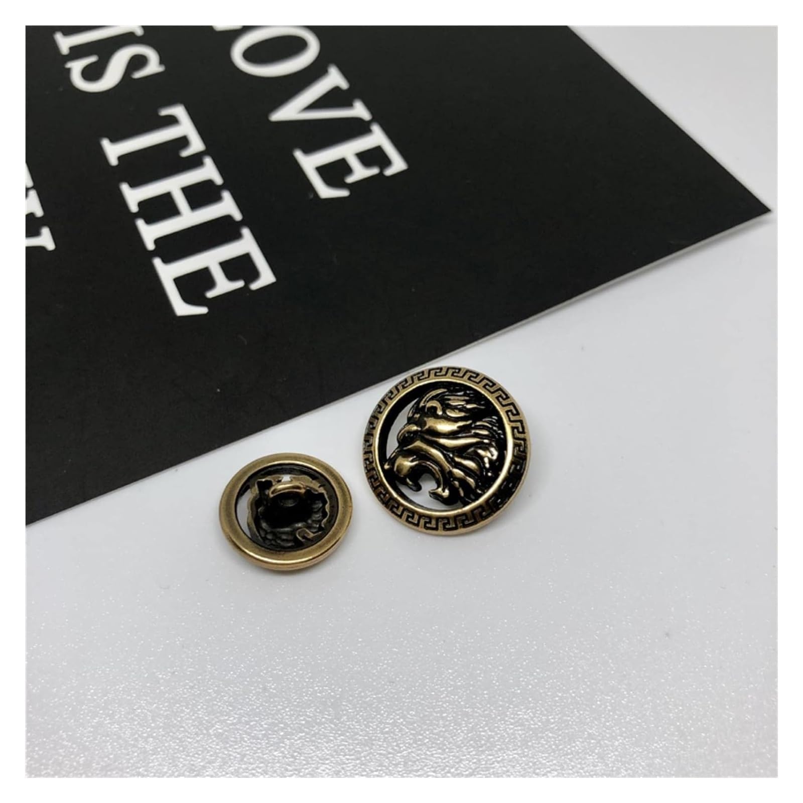 10 szt. 15/20/25mm Retro Lion Head Design Metalowe guziki do odzieży płaszczowej Dekoracyjne Vintage Guziki kurtek(Black,20mm)