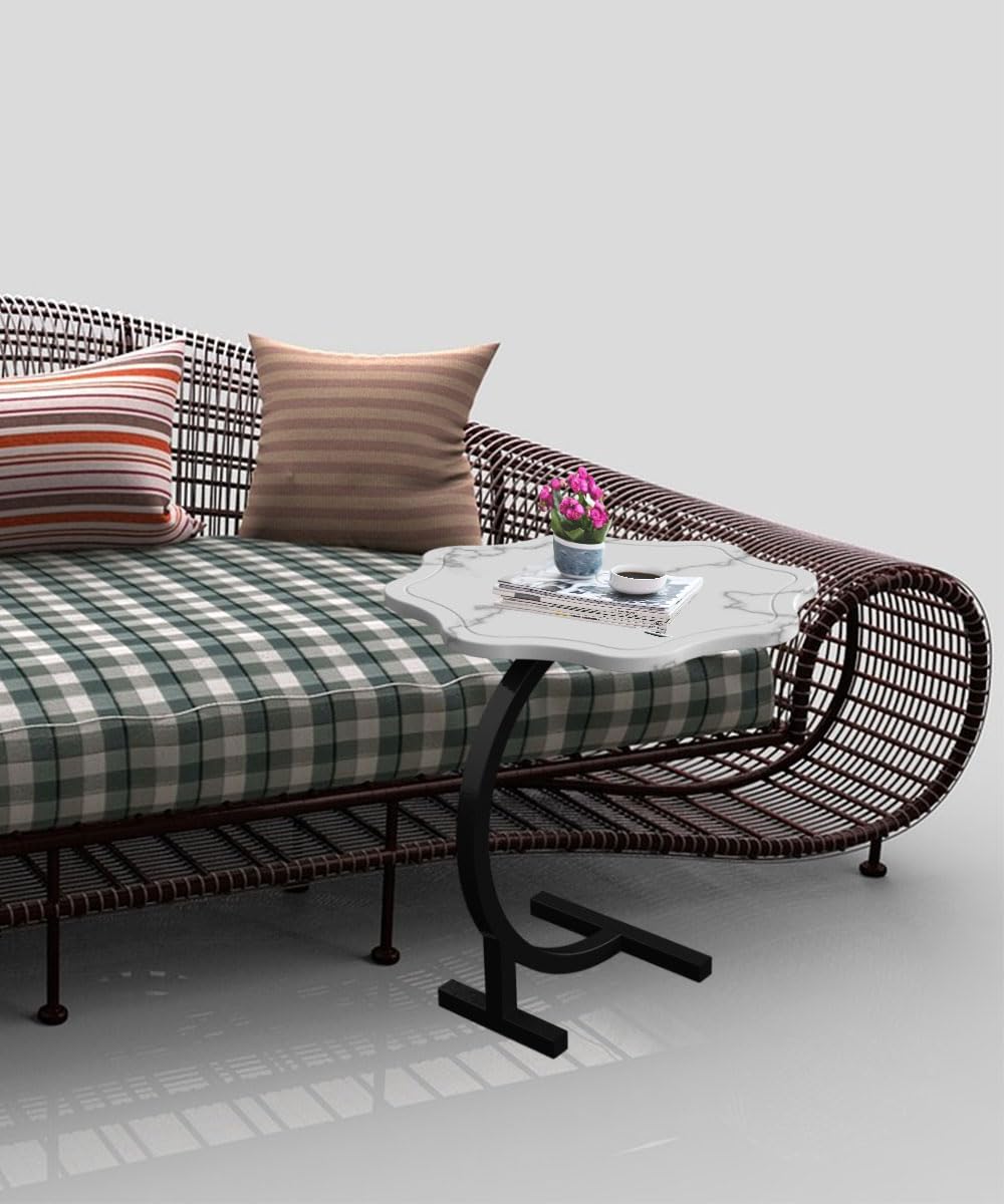 Mesa auxiliar en forma de C, mesa auxiliar pequeña junto al sofá cama, mesa auxiliar en forma de C en sala de estar y dormitorio, mesa auxiliar en