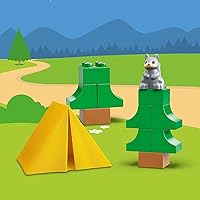 Vista 6 de LEGO DUPLO Town Family Camping Van Adventure 10946 Juguete de construcción, juego y aprendizaje de camping para niños pequeños y niños; nuevo 2021