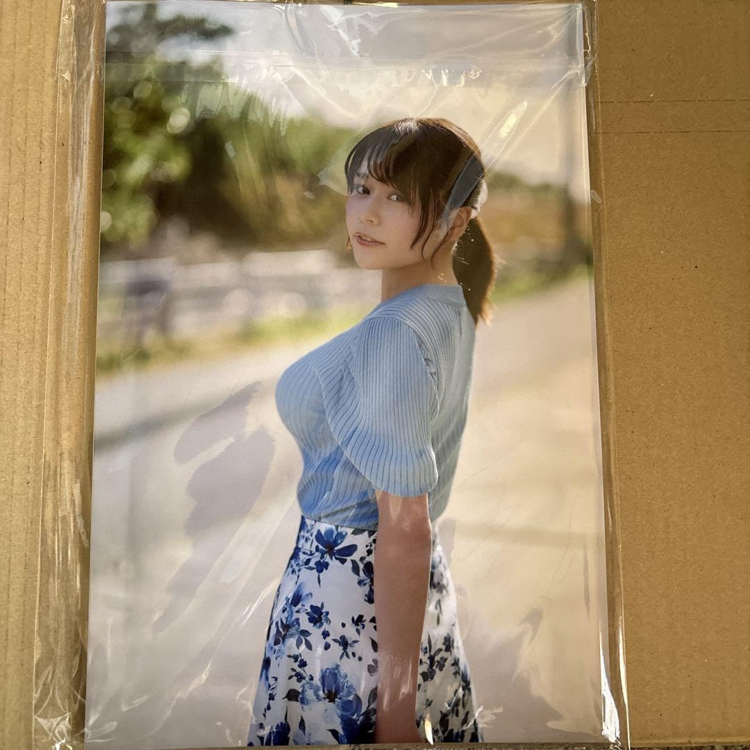 Amazon.co.jp: 田野憂 直筆サイン入り写真集 ＋ 付属生写真全5種