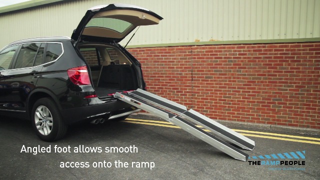 Scooter loading ramps for cars