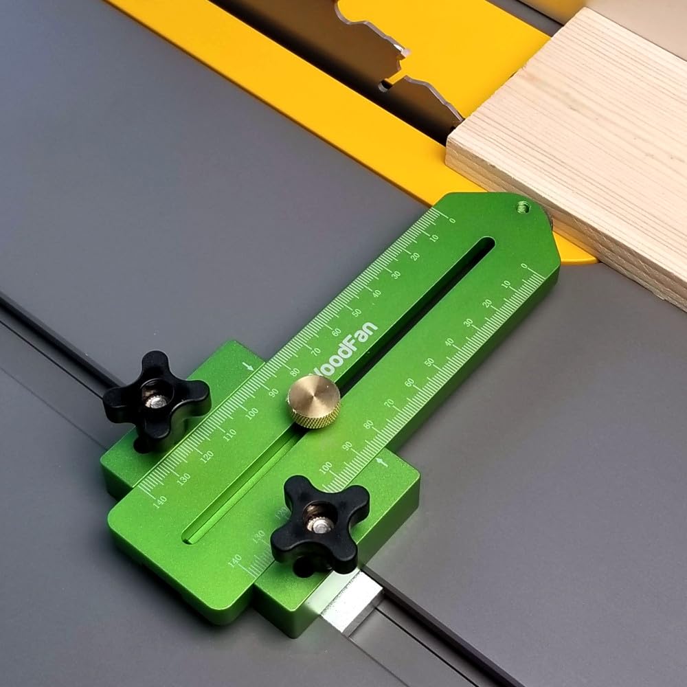 Accessoire de découpe ou de fraisage de précision avec support de pression à rouleaux