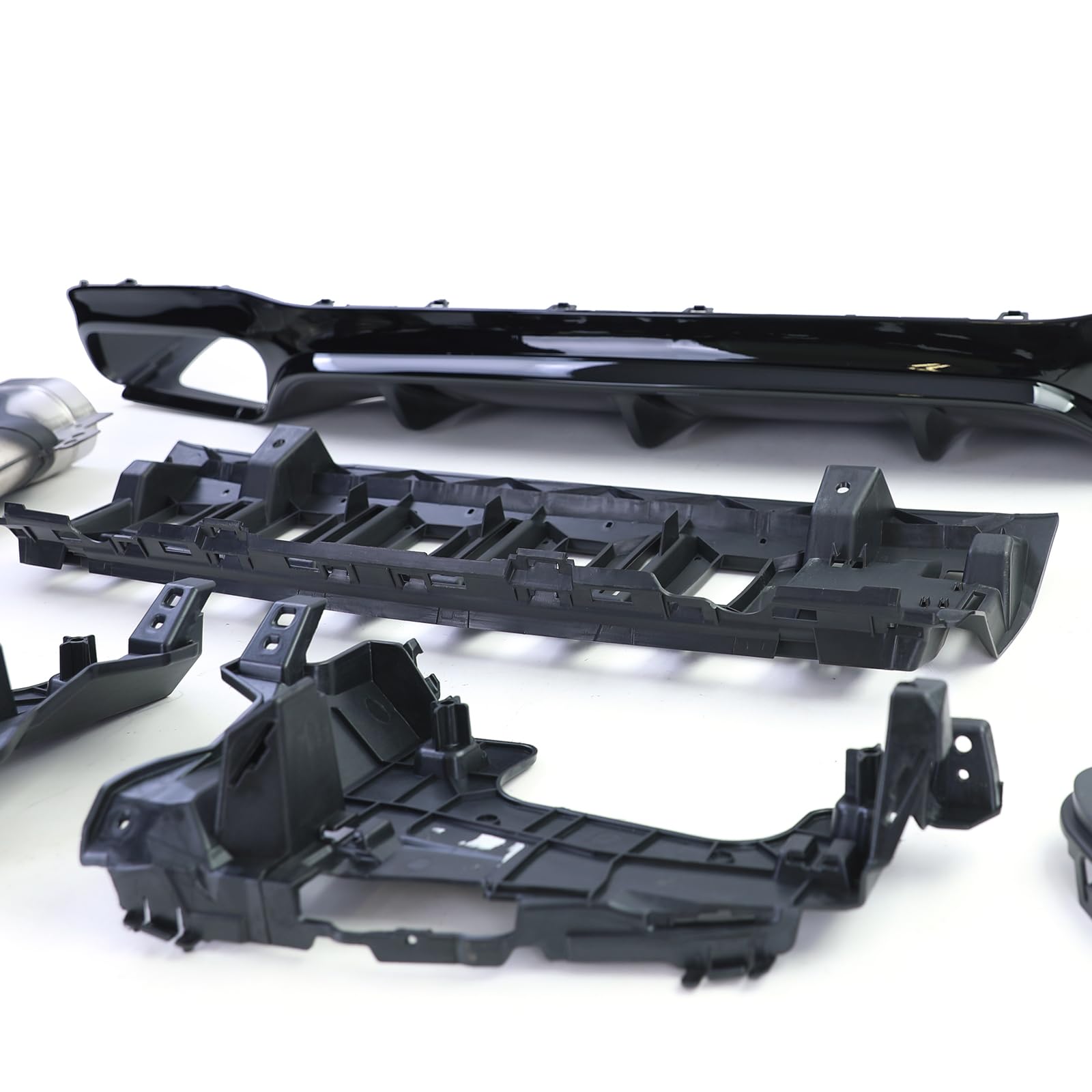 Sport Heckdiffusor mit Endrohren Schwarz für Mercedes E Klasse W213 Limo ab 16