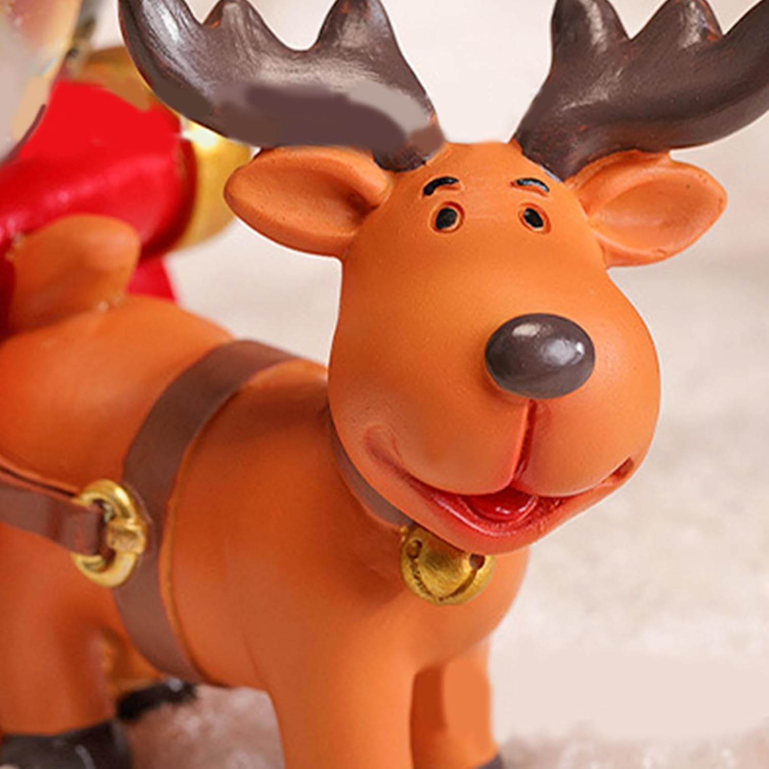 Snowman Ornament Displaying Automatic Snowfalls Simulation for Christmas Desktop Decoration LED Illuminated Snow Globes Festival Snowman Decoration for Office and Living Room