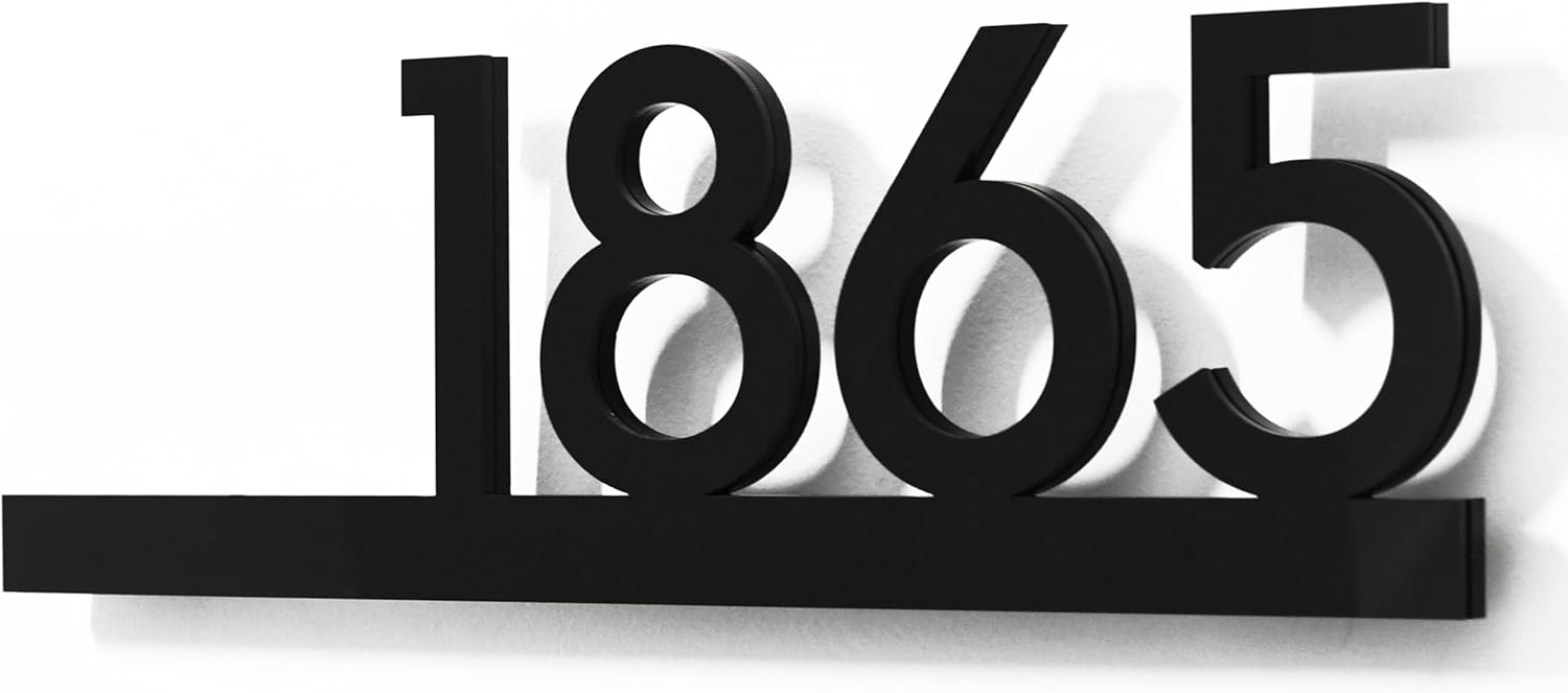 Modern House Numbers Underlines. Font style Architectural