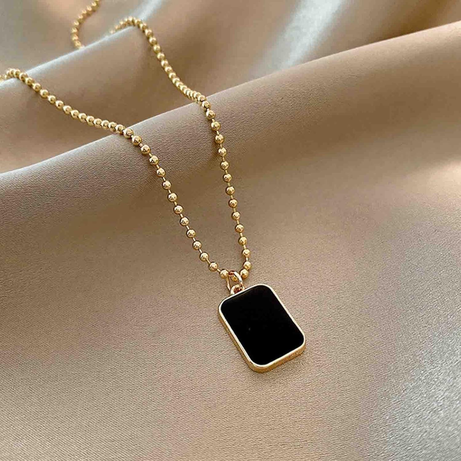 Bohemian Black Onyx Pendant Necklace Square Blackstone Necklaces Choker Black Onyx Necklaces Gold Geometric Square Necklace Chain Jewelry for Women - Image 5