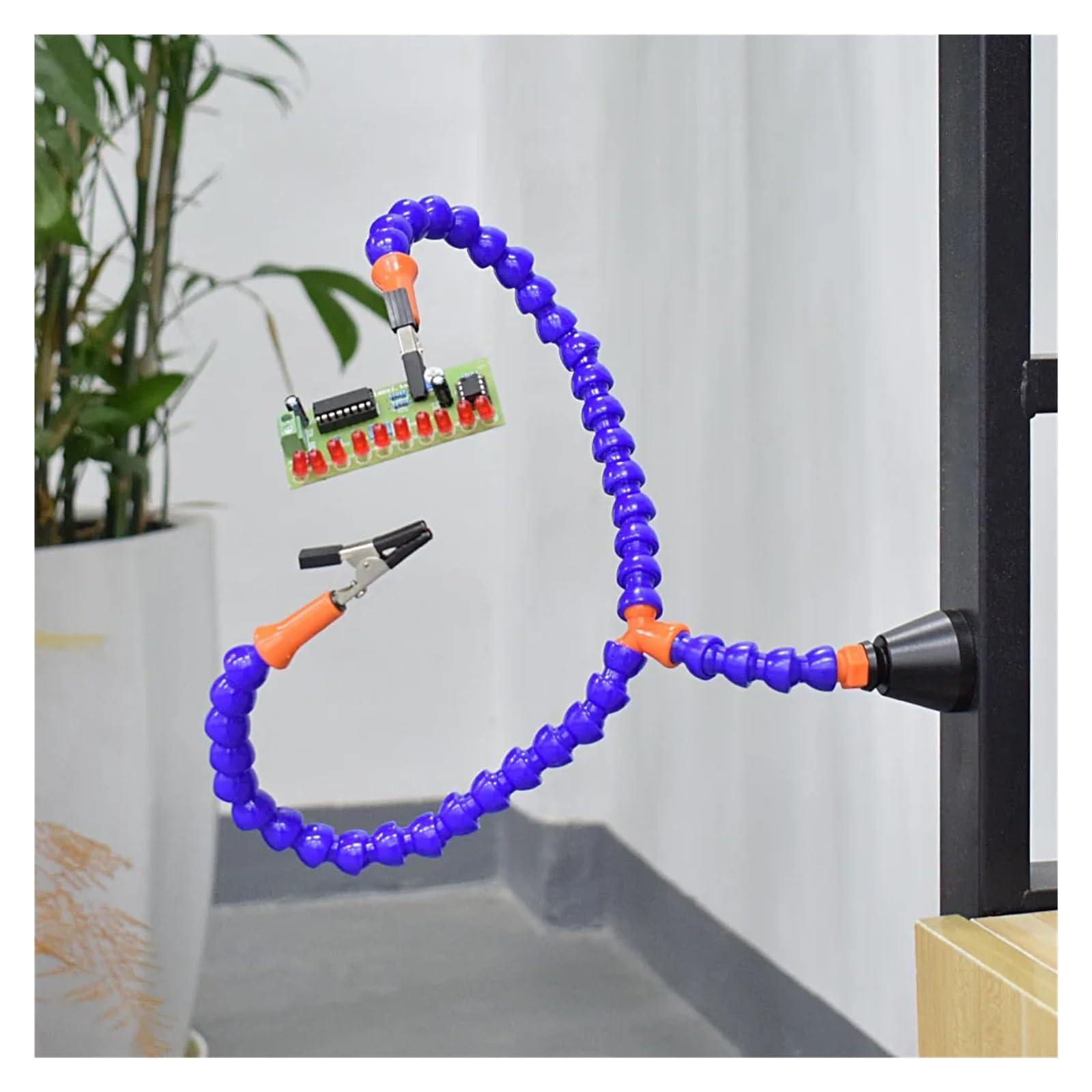 Ayuda para soldar a Tercera Mano, Base magnética de Tercera Mano con Brazos Flexibles, Lupa y luz for soldar, Azul y Negro(Sn2sw)