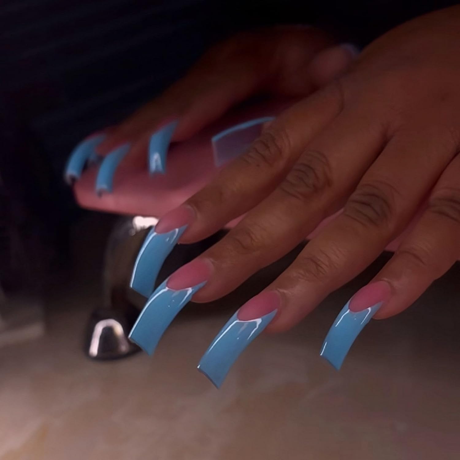 20pcs Curve Press on Nails Long Fake Nails Glossy Blue French Tip Press ones False Nails with designs Pink Stick on Nails Full Cover Curvlife Glue on