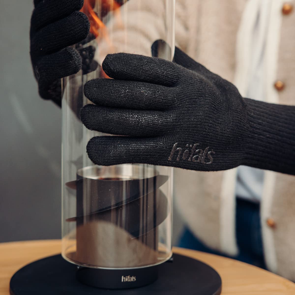 höfats - Rękawice do grilla – odporne na temperaturę do 800°C, ognioodporne rękawice z włókna aramidowego – antypoślizgowa powierzchnia dzięki silikonowym wypustkom – certyfikat zgodności z EN 407 i