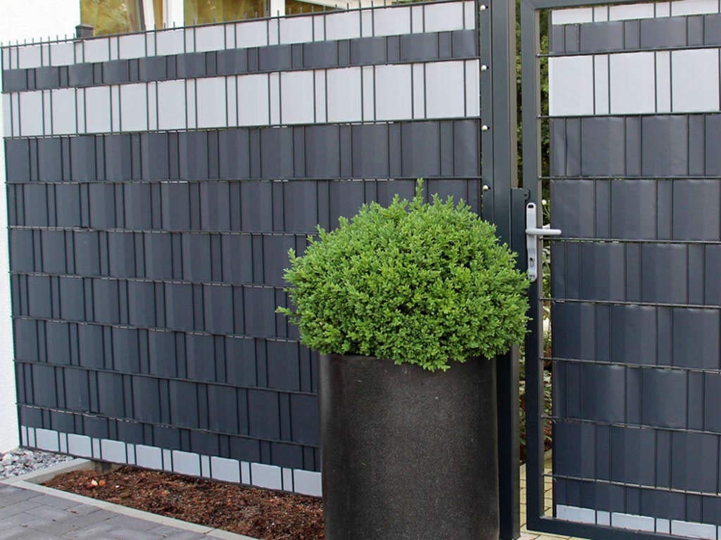 Zaun Sichtschutzstreifen – 26 m lang, 19 cm hoch, Weiß, idealer Sichtschutz für Gartenzaun, Doppelstabmattenzaun, FORTENA