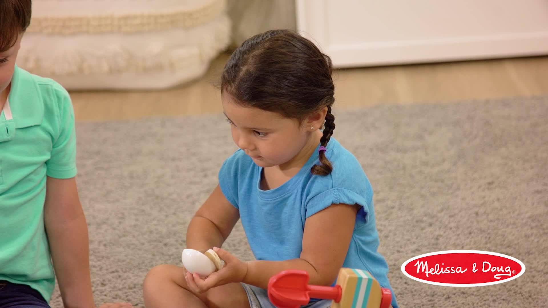 Melissa & Doug 19840 Wooden Make-a-Cake Mixer Set | Pretend Play | Play Food | 3+ | Gift for Boy or Girl – Bild 8