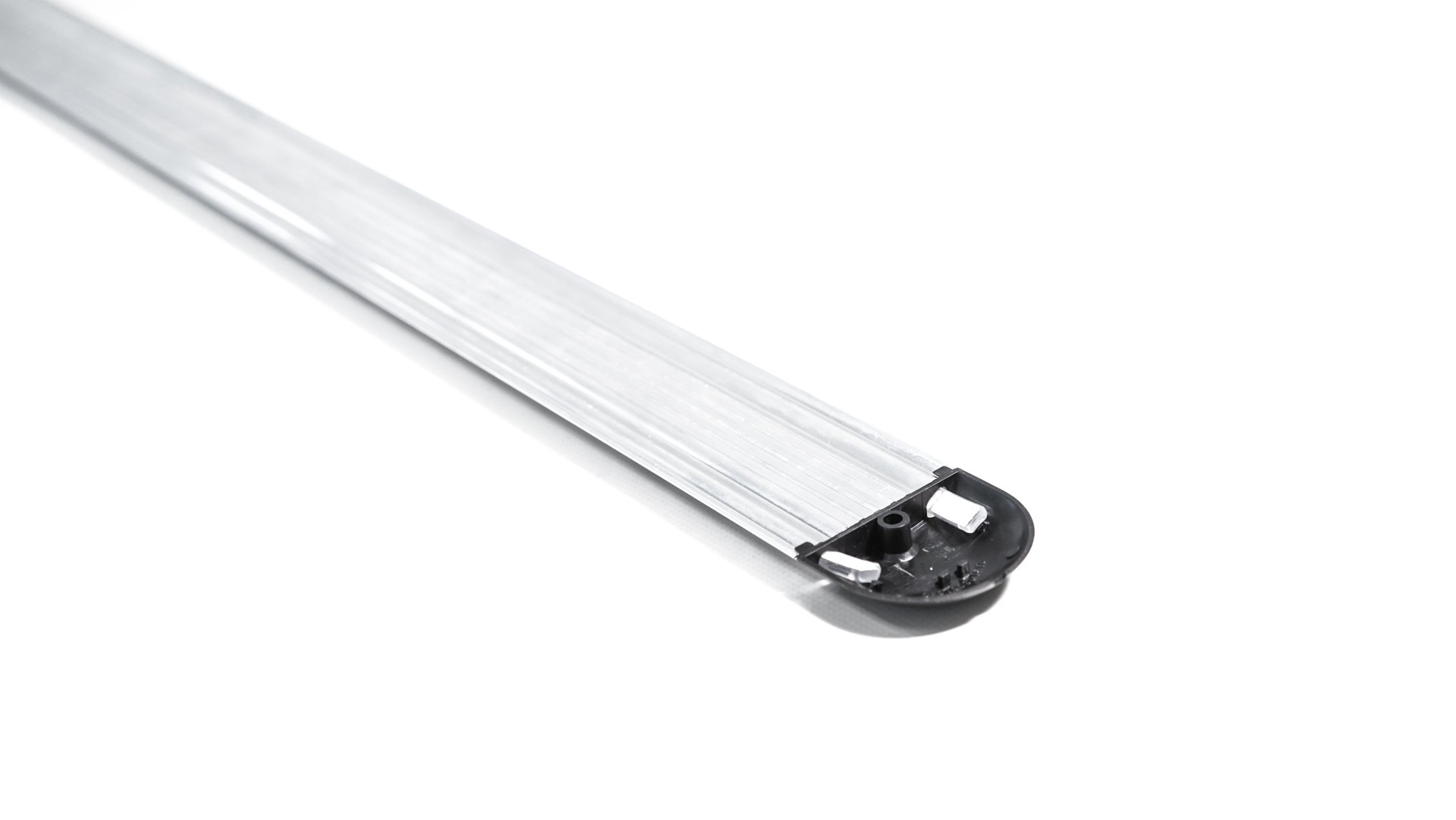 LED‑Airlineschiene 1 m – Halbrunde Alu‑Zurrschiene mit 12 V LED‑Beleuchtung (IP67, 6500 K, 870 lm) – Zurrleiste für LKW, Transporter, Camper & Anhänger