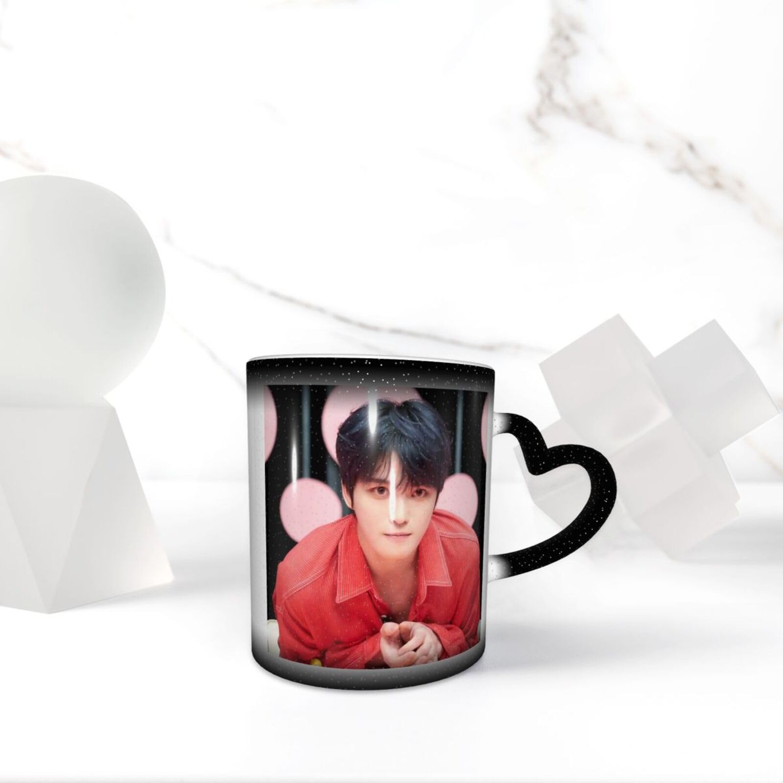 キムジェジュンのコーヒーカップ