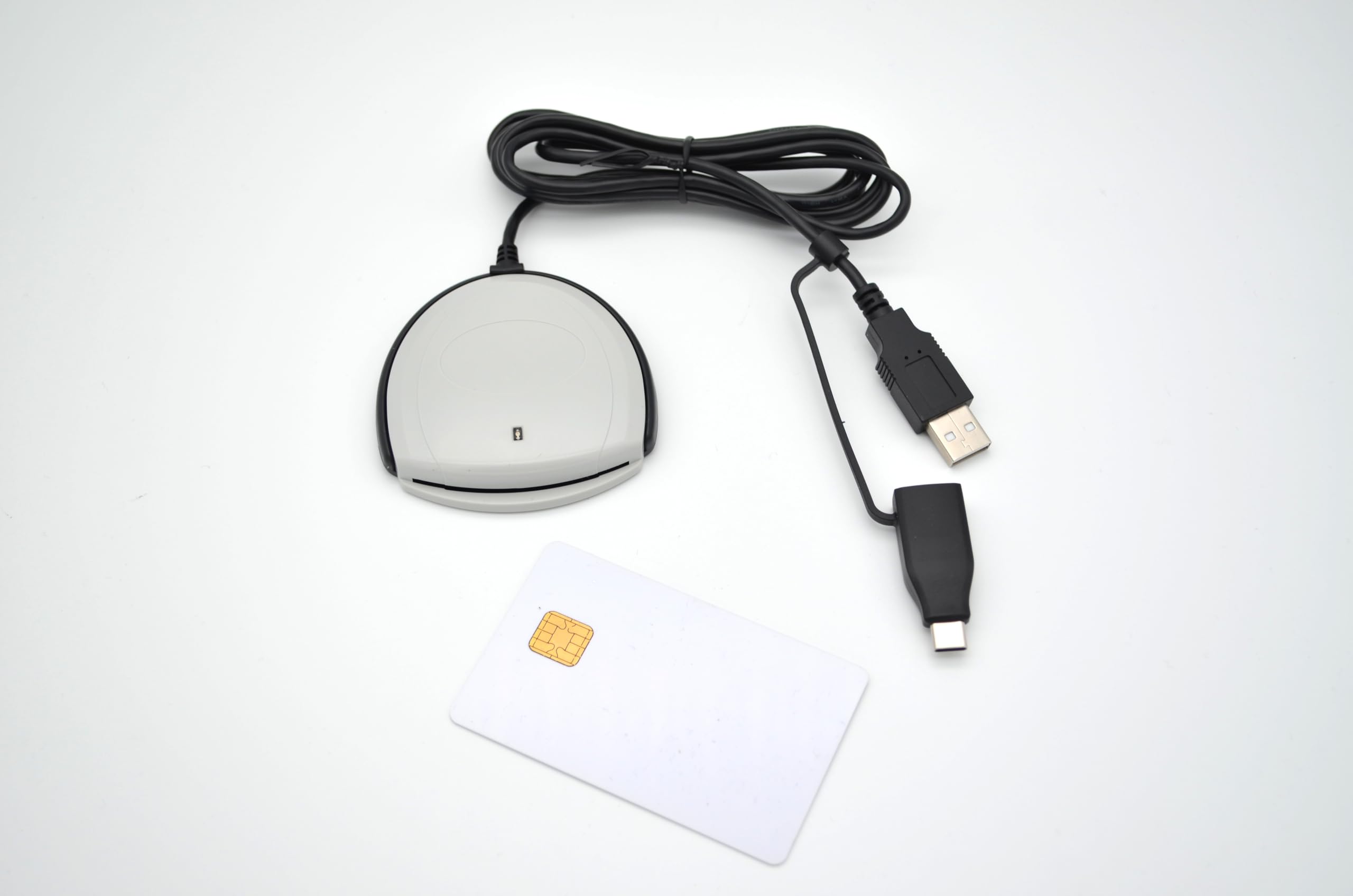 Photo 1 of SCR 3310V2 with USB A to C Adapter Bundle