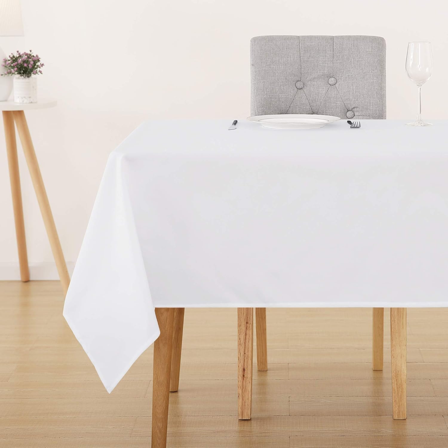 Deconovo White Wipe Clean Tablecloth Rectangular Water Resistant Wipeable Table Cloth For Wedding Birthday Tables, 51 X 63 Inch (130 X 160 Cm)