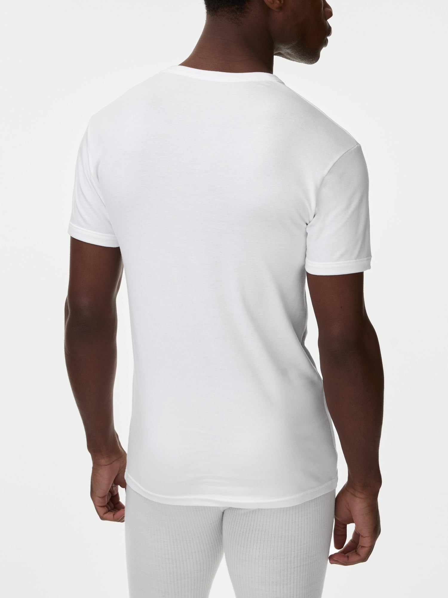 Marks & Spencer Camisetas de Cuello de Pico de Algodón Puro para Hombre Pack de 3, Ajuste Normal, StayNew™