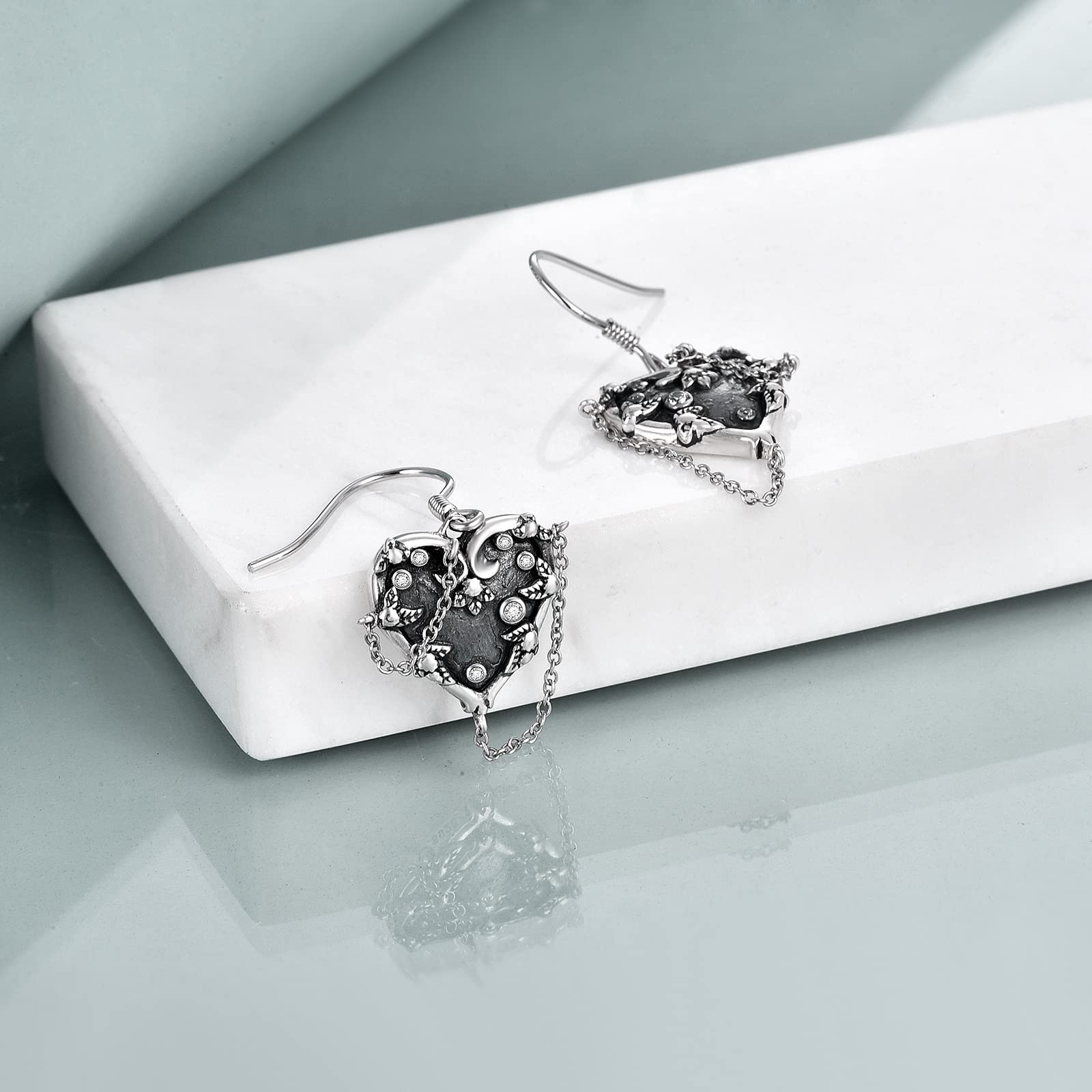 Orecchini gotici a forma di cuore, da donna, in argento Sterling, con ciondolo a forma di cuore e streghe, gioielli gotici neri, regalo di Halloween per donne, 16.6 mm x 28.8 mm, Argento sterling, non