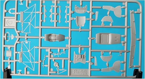 Miniatura 3 de Model's Bit MVT48009 148 Soviet Air Force Jacobref Yak-9D Fighter Airplane Plastic Model