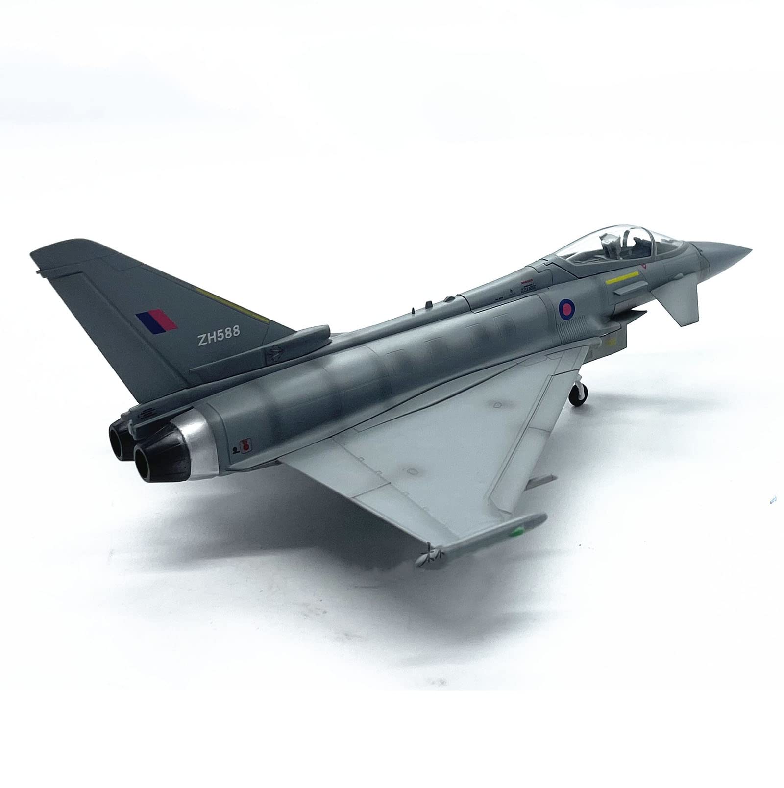 Kit Modello Militare, Modello di Caccia Militare in plastica pressofusa, Modello di Caccia Eurofighter Typhoon EF2000 in Scala 1/72, Giocattoli e Decorazioni per Adulti, 9,2 x 6,1