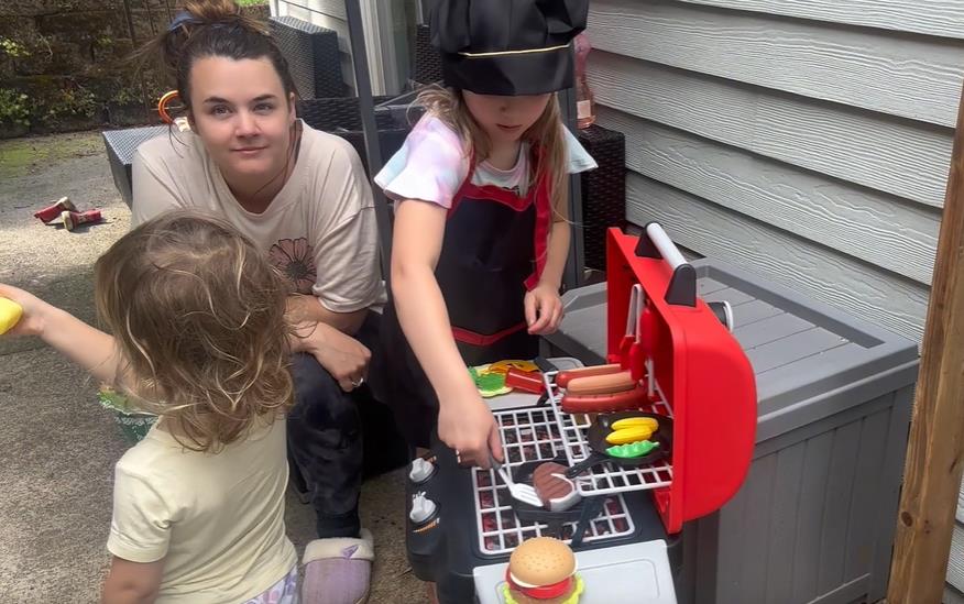 Grillspielzeug Für Kleinkinder – BBQ-Set Mit Allem Zubehör Für Realistische Rollenspiele In Der Küche Oder Draußen