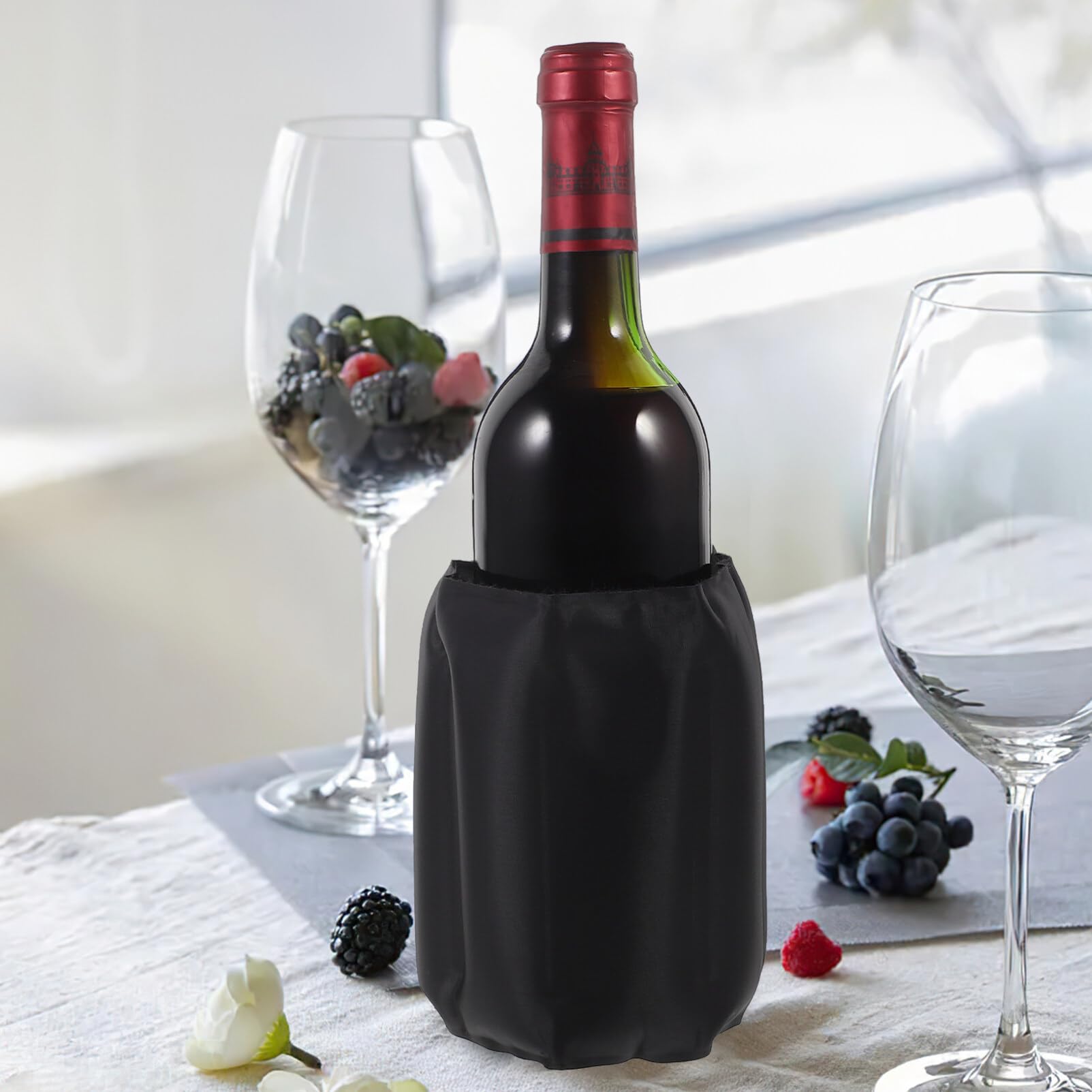 Luxshiny Wine Cooler Sleeve Reusable Wine Bottle Cooler Wine Ice Pack Sleeve Wine Bottle Chiller for Red White White Wine Champagn Black
