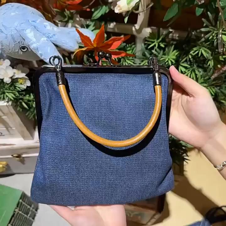 Bolso tote pequeño azul de mezclilla para mujer miniatura 7