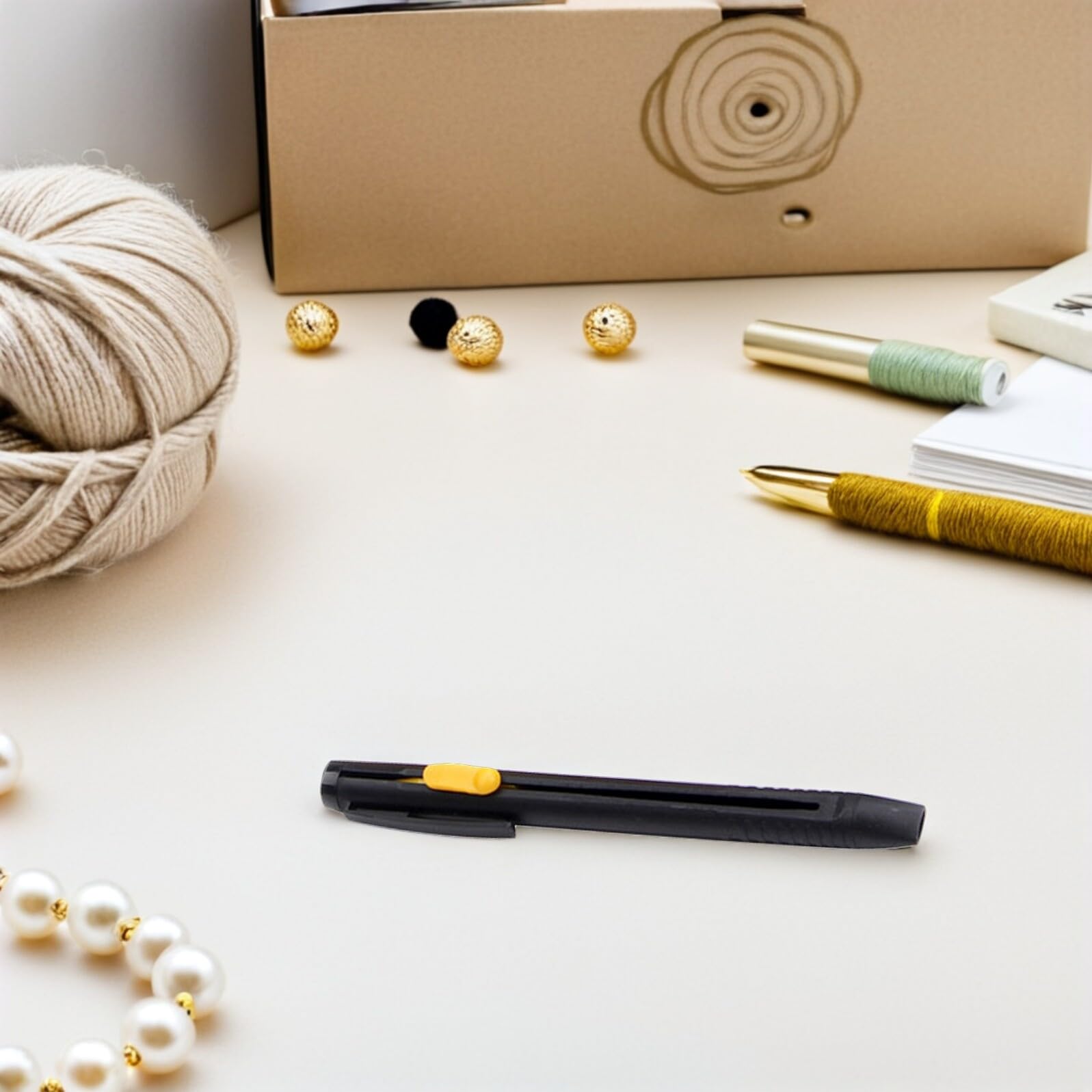 LALAFINA Penna per Tessuti Bianca Indelebile Tecnologia Autofading, Ricaricabile e Invisibile, per Progetti DIY di Cucito e Quilting Materiali in Gesso e Plastico