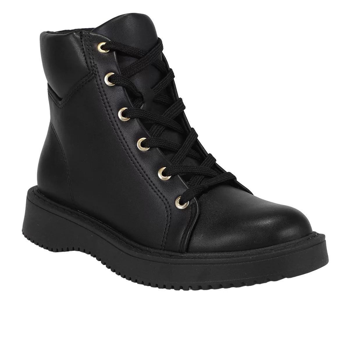 Coturno Moleca Napa Floather Solado Tratorado Feminino Preto em promoção! Veja a oferta e mais achadinhos de Botas 2 Hoje é o melhor dia para comprar Coturno Moleca Napa Floather Solado Tratorado Feminino Preto com aquele preço maroto! Promoção! Aproveite a oferta! 2