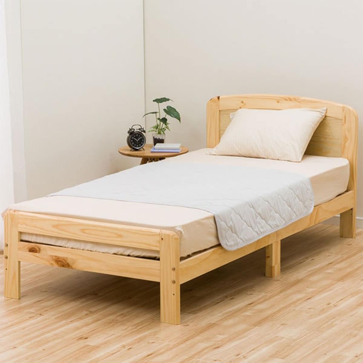 Amazon｜ニトリ 速効 消臭 防水 シーツ ダイ 100X140cm NITORI 7563915