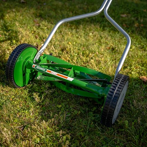 Image of Scotts 304-14S 14-Inch 5-Blade Push Reel Lawn Mower, Green