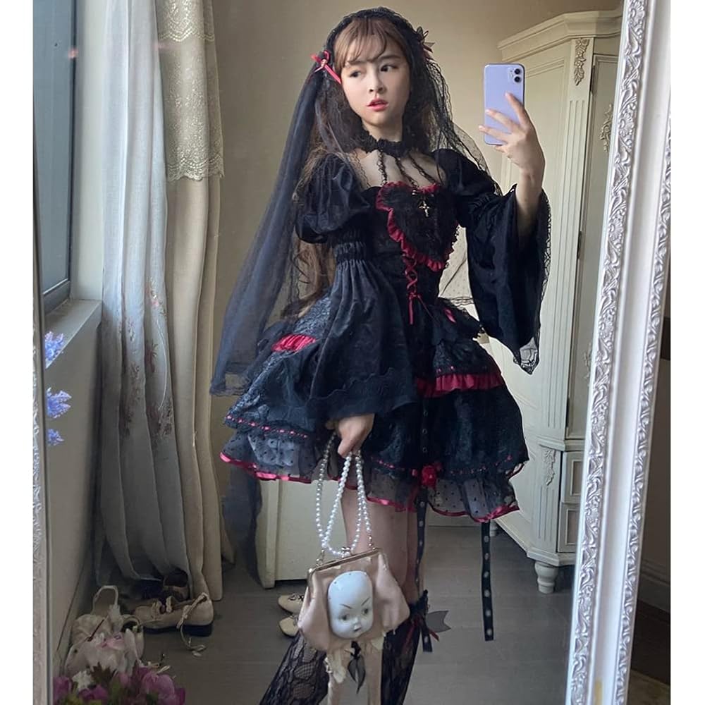 お値下げ中♡ゴシックロリータワンピース✟女子会デートに最適✳︎コーデいろいろ 王道のゴシックロリィタワンピース｜東京ロリィタ-TOKYO LOLITA