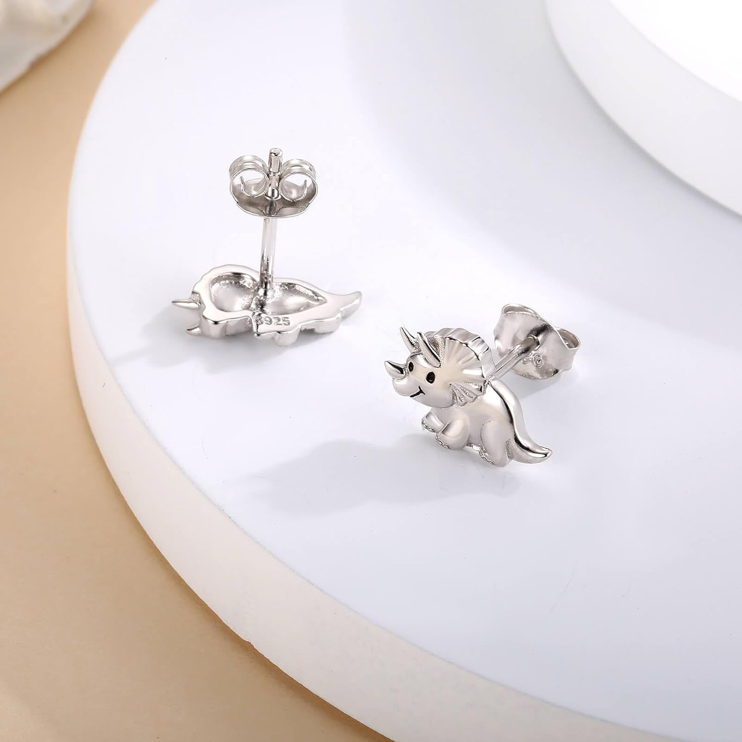 925 Sterling Silver Dragon Highland Cow Axolotl Horse Penguin Fox Manatee Pig Bunny Earrings Stud Hypoallergenic Cute Animal Jewelry Gifts for Women