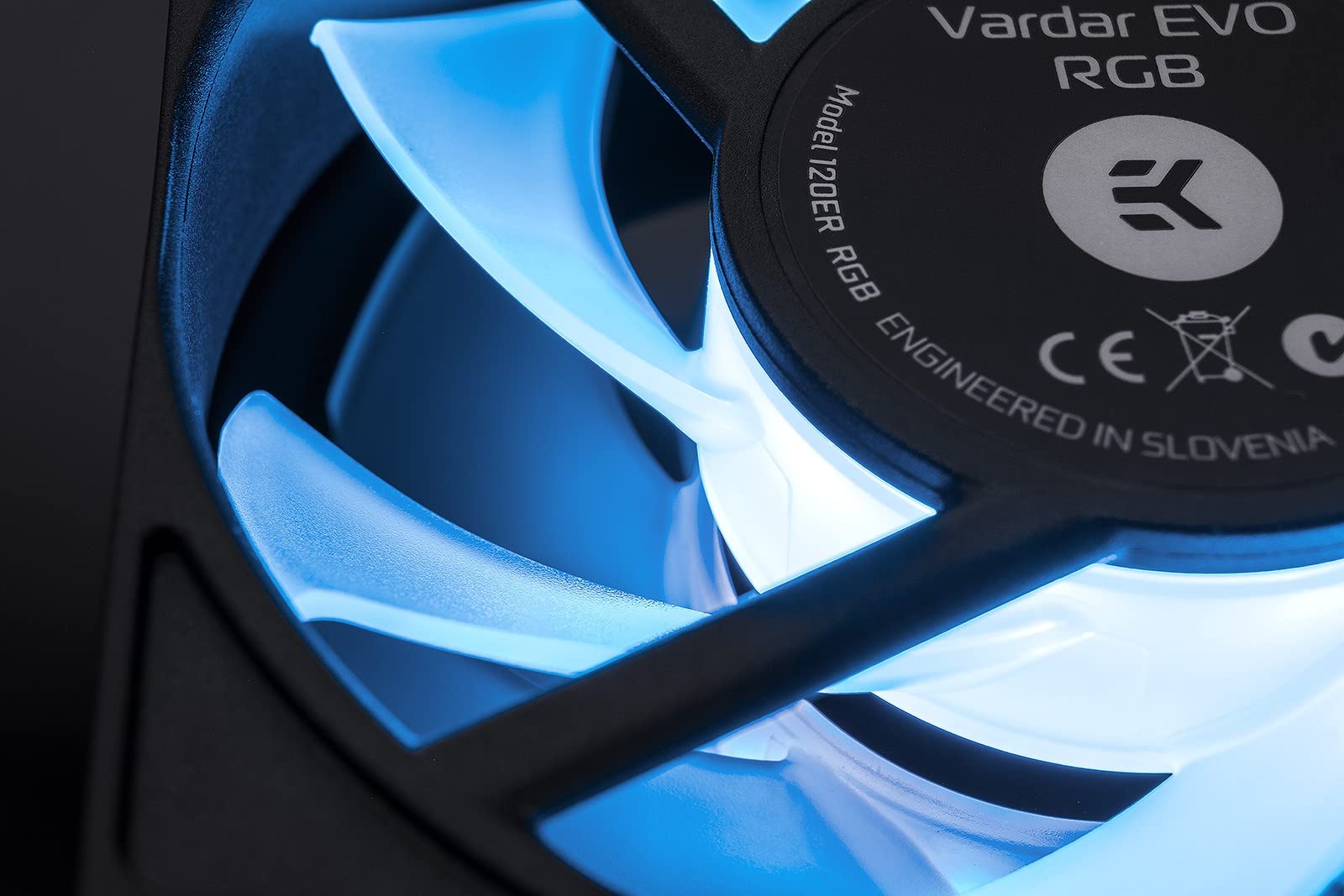 Amazon.com: EKWB EK-Vardar EVO 120ER RGB 120mm PWM Fan, 2200 RPM