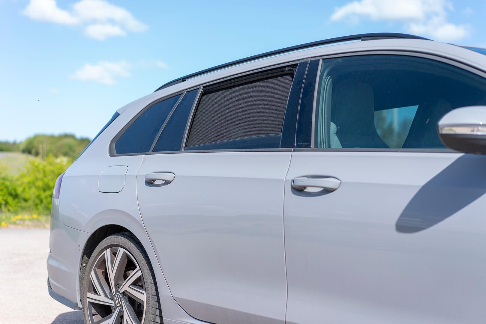 Satz Car Shades kompatibel mit Volkswagen Golf VIII Variant 2020- (6-teilig) Passgenaue Sonnenschutzblenden