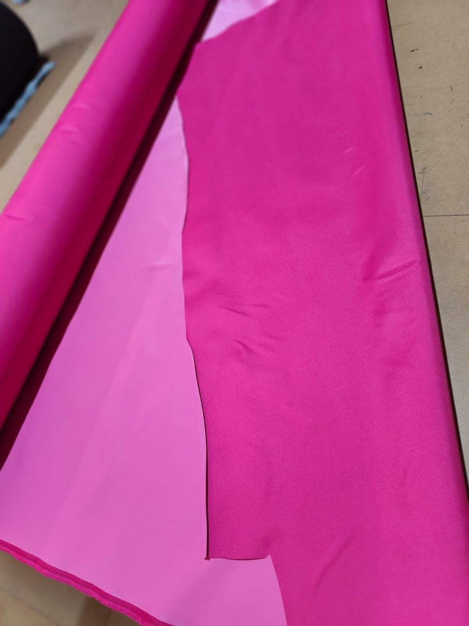 DURAFOAM Heavy Duty Waterproof Canvas Fabric – 600D Polyester with PVC Backing – 148cm Wide – Ideal for Campervan, Awning, Garden Use (Pink)