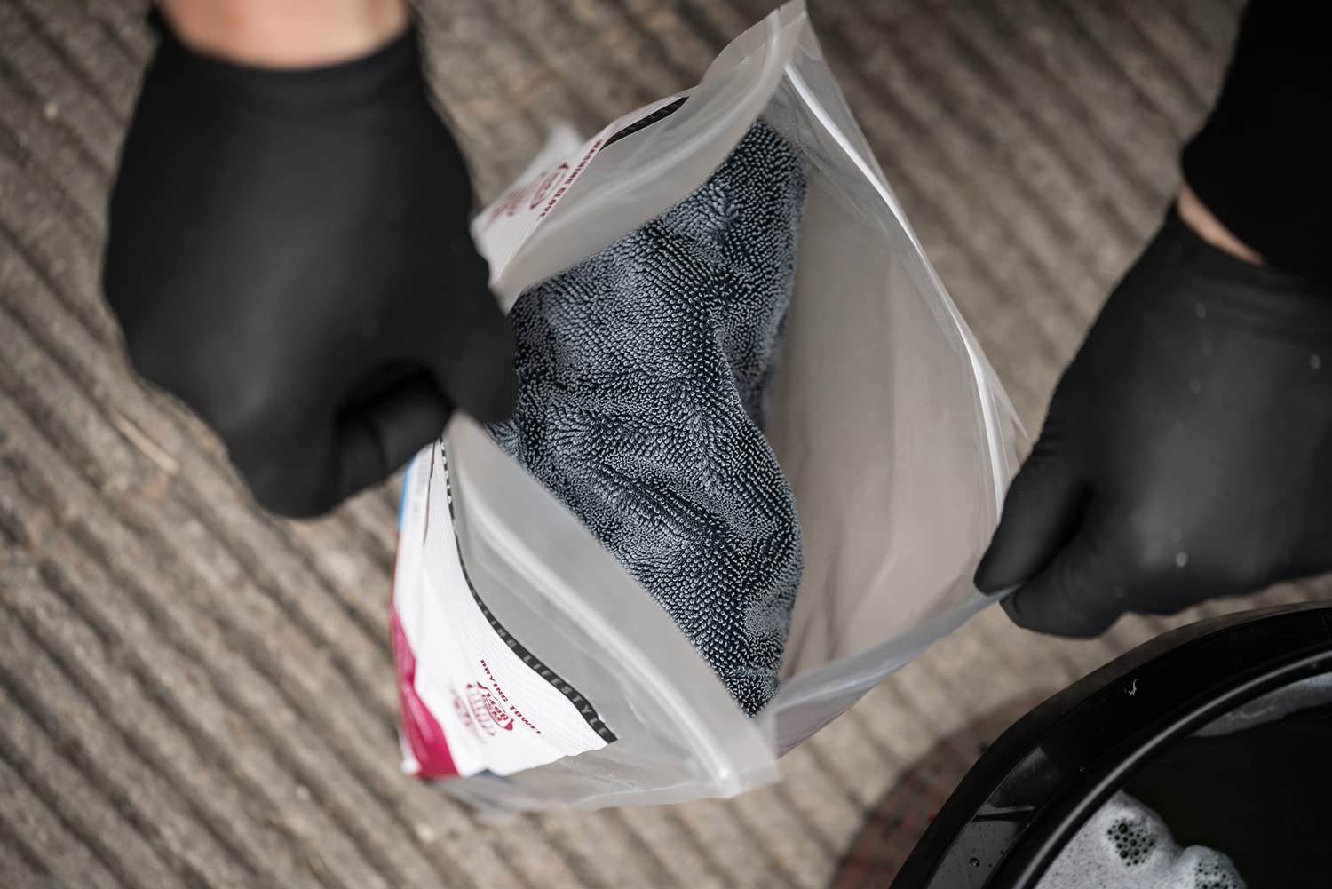 Nuke Guys professionelles Auto Waschset für die optimale Handwäsche: Nuke Guys Wascheimer 3,5GAL, Thick Shampoo, Felgenreiniger, Reifengel, Shiny Wheels Mikrofaserset, Appilkator + Grit Guard