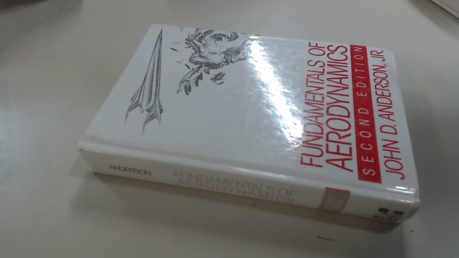 Fundamentals of Aerodynamics (Mcgraw-Hill Series in Aeronautical and Aerospace Engineering)