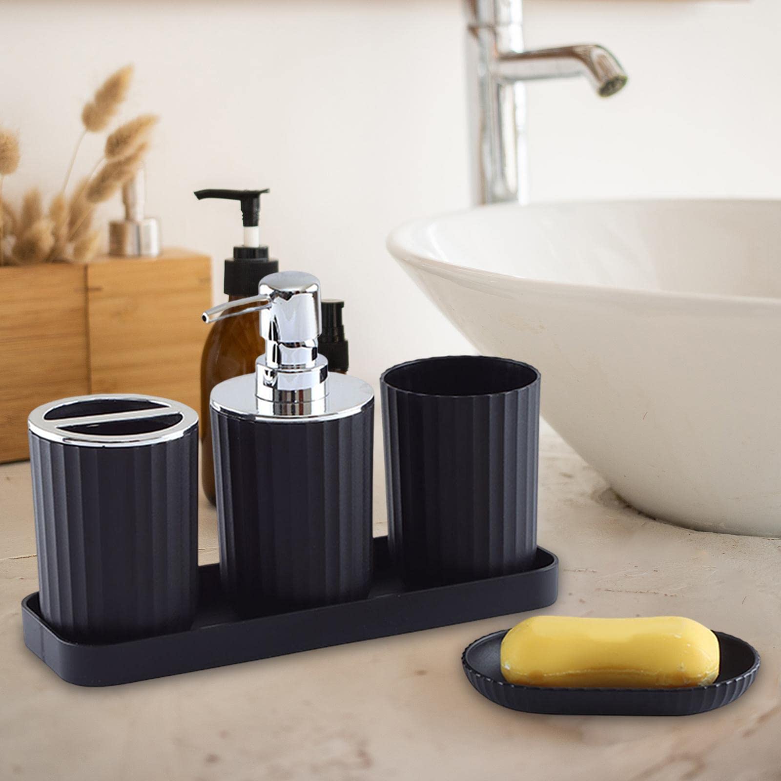 Set 2 pezzi Dispenser sapone e Porta spazzolino Grigio dettagli effetto legno Blob | Leroy Merlin