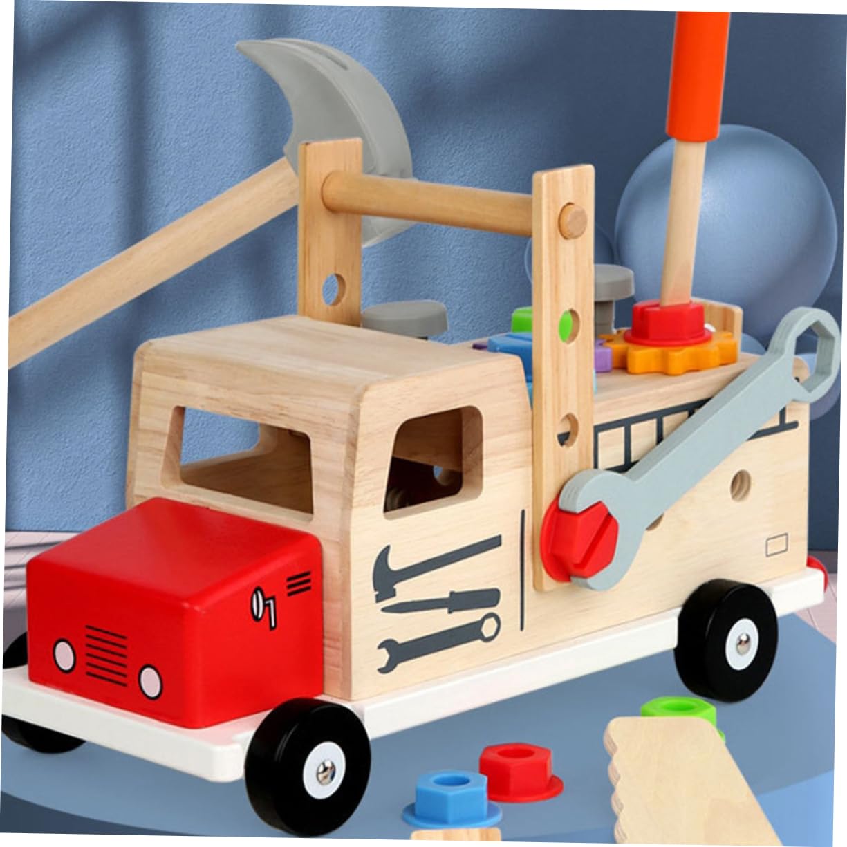 KOMBIUDA Lustiges Holzwerkzeugset für Kinder mit Schrauben und Muttern Handliches Werkzeug für Kleinkinder Pädagogisch Wertvolles Lernspielzeug in Praktischem Koffer