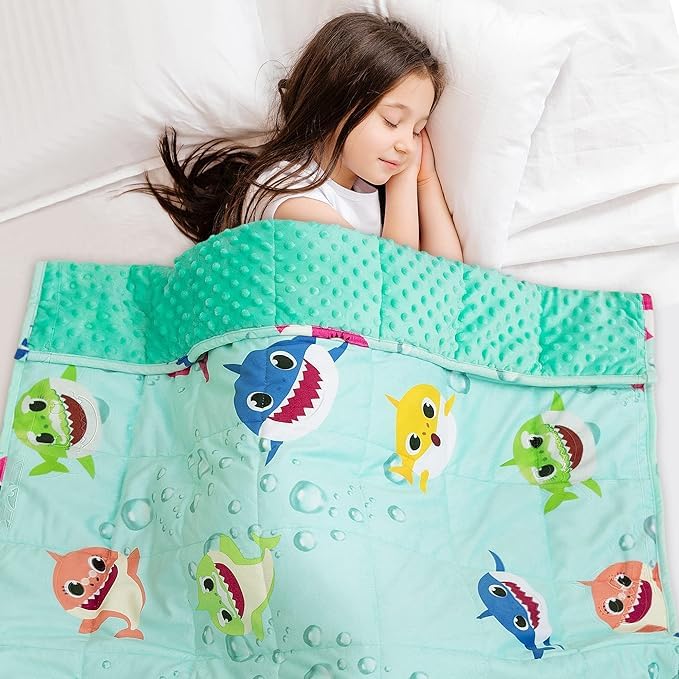 Image of Sivio Weighted Blanket 7 lbs, Super Soft Crystal Velvet & Minky Dots Cartoon Patterns Reverise Heavy Throw, Heavy Blankets, 41 x 60 Inch Green Shark