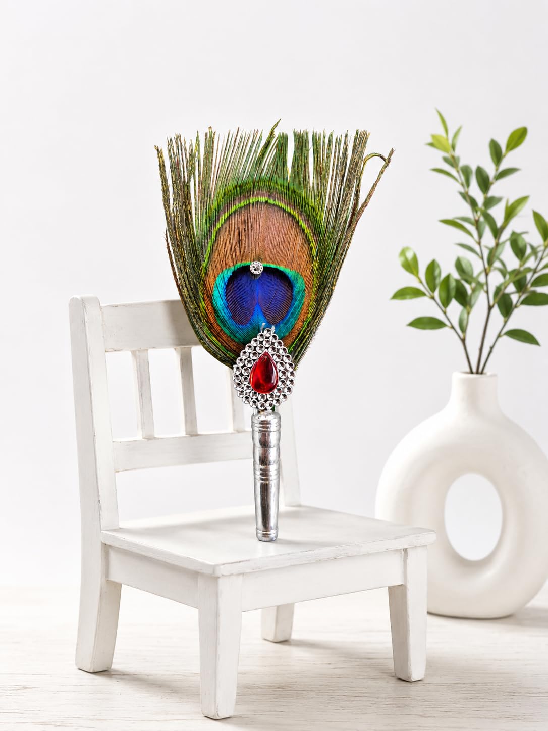 Decorative Peacock Feather Boutonniere with Rhinestones, Silver Handle-image-28