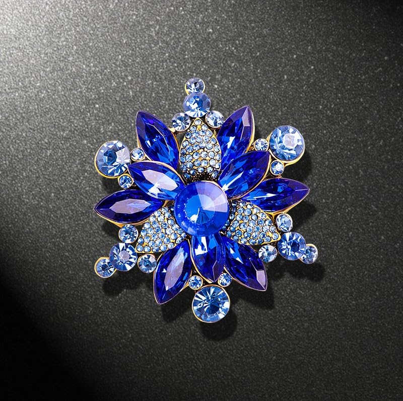 Image of Snowflake Brooch Pin for Women Girls Rhinestone CZ Winter Flower Lapel Pins Christmas Brooch Corsage Badge Pin Cloth Dress Accessories Jewelry for Christmas