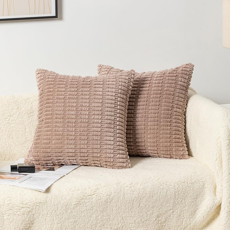 Coussin de canapé 50x50 cm kaki housse peluche décoration